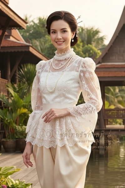 ชุดไทยรัชกาลที่ 5 สีครีมทองอ่อน (TRF 015)