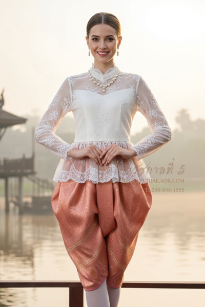 ชุดไทยรัชกาลที่ 5 สีงาช้างพีช (TRF 005)