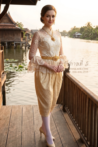 ชุดไทยรัชกาลที่ 5 สีเหลืองทอง (TRF 022)