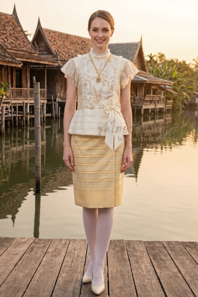 ชุดไทยรัชกาลที่ 7 สีครีมทอง (TRS 007)