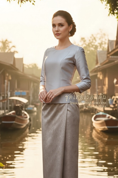 ชุดไทยเรือนต้น สีเทา (TR 004)