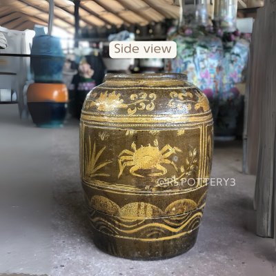 Shanghai-style ceramic jar (70 cm high)