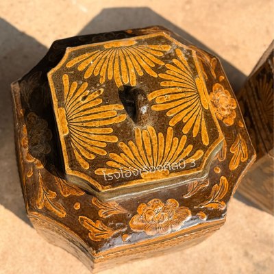 Concave octagonal chinese antiq jar