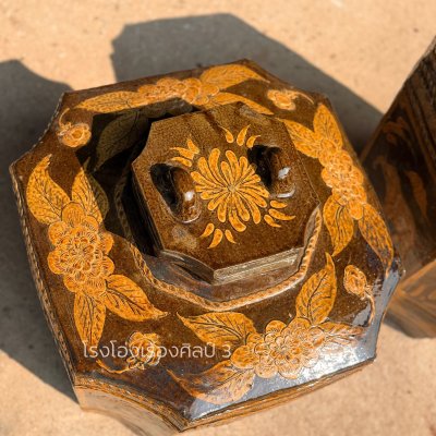 Concave octagonal chinese antiq jar