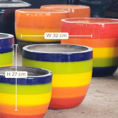 กระถางสีรุ่งขจีวัล