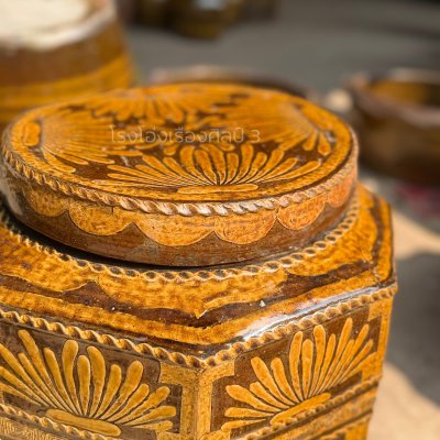 Traditional Chinese Antique Jar