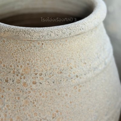 Lava Glazed Planter –  Lusaka