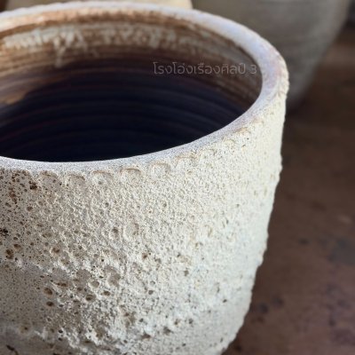 Lava Glazed Planter – Berlin