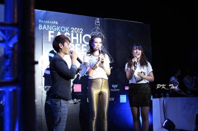 งานแฟชั่นโชว์ งานเดินแบบ
