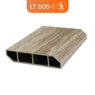505-1 ลายไม้ | LT by COTTO บัวเชิงผนัง PVC สูง 7.5 ซม. ยาว 3 เมตร