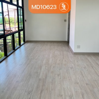 UNIX พื้นลามิเนต รุ่น MD10623 สี Light Grey Oak