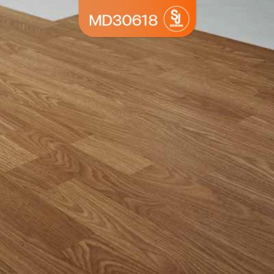 UNIX พื้นลามิเนต รุ่น MD30618 สี Classic Oak