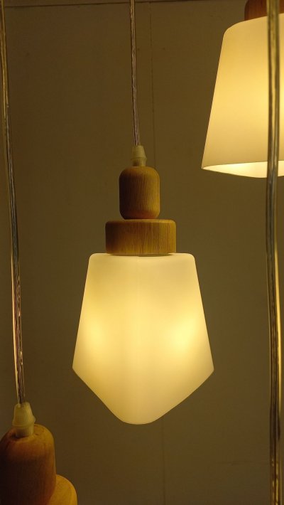 โคมไฟโถงต่างระดับ ทรงสามเหลี่ยม รุ่น 2013-9