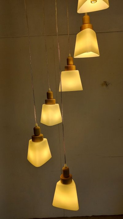 โคมไฟโถงต่างระดับ ทรงสามเหลี่ยม รุ่น 2013-9