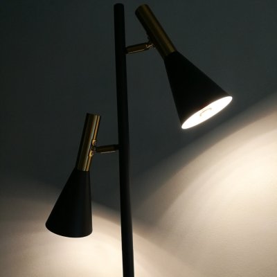 โคมไฟตั้งพื้น มาพร้อมโป๊ะ 2 หัว รุ่น L9062