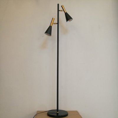 โคมไฟตั้งพื้น มาพร้อมโป๊ะ 2 หัว รุ่น L9062