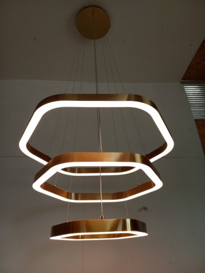 โคมไฟสลิง 3 ห่วง ทรงหกเหลี่ยม รุ่น 3361NP