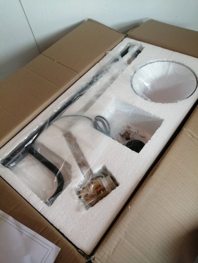 โคมไฟตั้งพื้น มาพร้อมโต๊ะเอนกประสงค์ รุ่น L8244