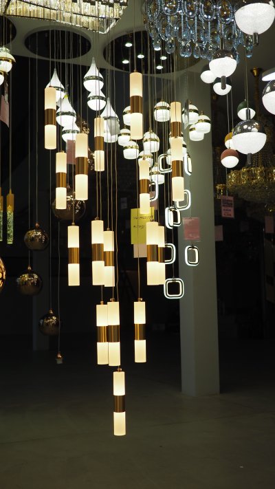 โคมไฟโถงต่างระดับ ทรงกระบอก รุ่น 9902-550