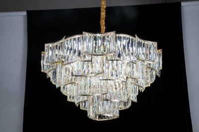 โคมไฟระย้าคริสตัล ทรงกลมไต่ระดับ รุ่น 8012-800