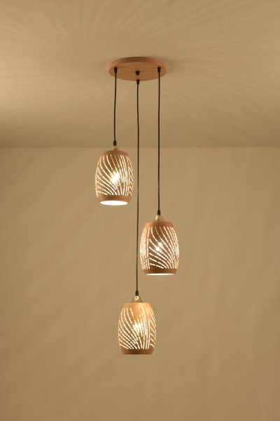 โคมไฟห้อย ทรงรูปไข่ลายไม้ ต่างระดับ 3 หัว รุ่น P07-3