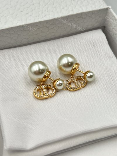 มุกจิ๋ว Dior Tribales Earrings