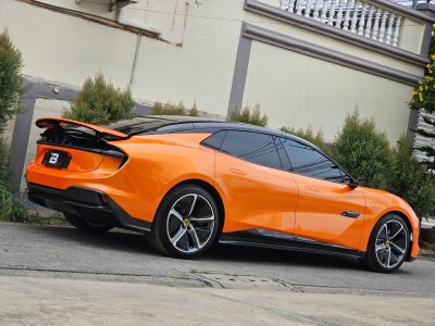 Neon Orange