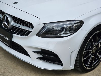 Glossy Crystal White