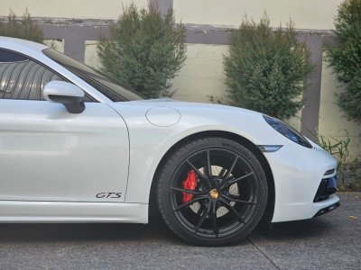 Gloss Metallic Pearl White