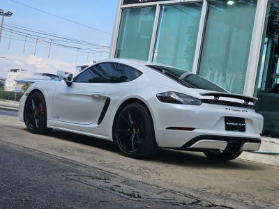 Gloss Metallic Pearl White