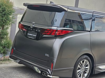 Matte Metallic Graphite
