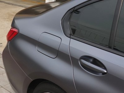 Matte Metallic Graphite Grey
