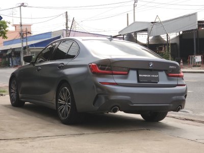 Matte Metallic Graphite Grey