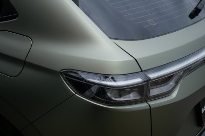 Ghost Metallic Grey Green