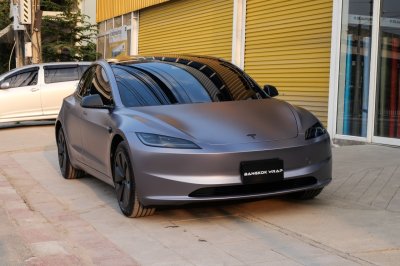Matte Metallic Charcoal Grey