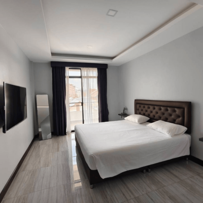 12 Rooms Hotel at Nanai, Patong