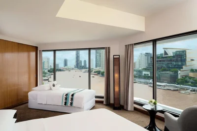 726 Rooms Hotel at Charoen Krung Road Soi 30, Bang Rak
