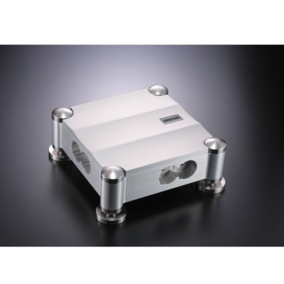 FURUTECH PURE POWER 6 NCF - Top-of-the-Line Furutech Power Distributor