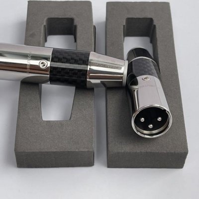 FURUTECH CF-601M(R) - High End Performance XLR Connector