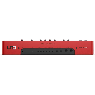 IK Multimedia UNO Synth Pro