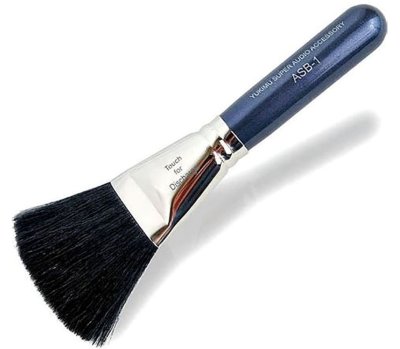 FURUTECH ASB-1 - Furutech Select Series Antistatic Brush