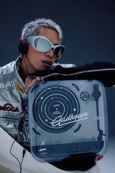 Gadhouse Cosmo Portable Turntable เครื่องเล่นแผ่นเสียง