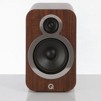 Q ACOUSTICS Q3020i ลำโพง