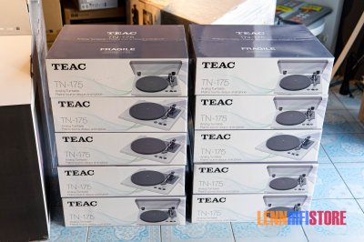 TEAC TN-175 Turntable