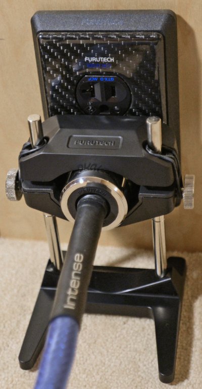 FURUTECH NCF Booster - Connector & cable