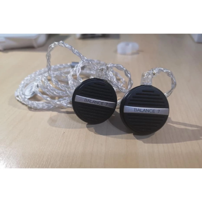 TFZ  Balanced 7 หูฟังไดร์เวอร์แบบแบนตัว Top เสียงดี