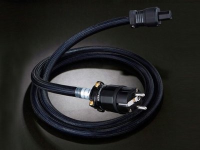 FURUTECH Absolute Power-15Plus-E  High Performance Studio Power Series