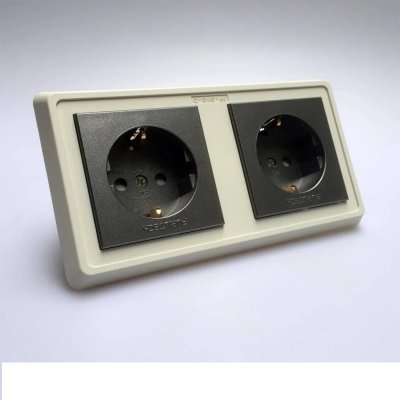 FURUTECH FP-SWS-D(G) - High Performance Duplex SCHUKO Wall Sockets