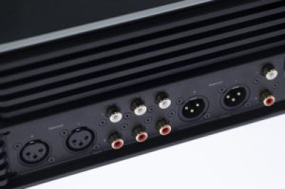 iFi Audio iCAN Phantom Amp แอมป์ตั้งโต๊ะ