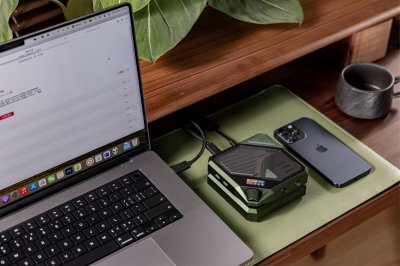 Hiby FD5 DAC/AMP ตั้งโต๊ะ Class A/AB ชิป AKM4493 x4 ดีไซน์ไซเบอร์พังค์ รองรับ MQA